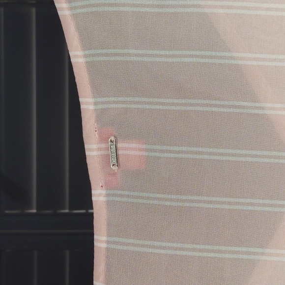 Women's Guess Sheer Blouse - Picture 3 of 4